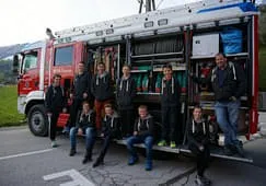 Sweater-fuer-Jugendgruppe
